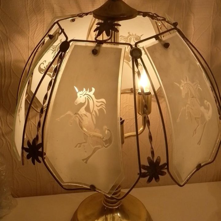 Светильник