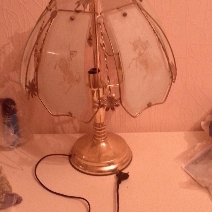 Светильник