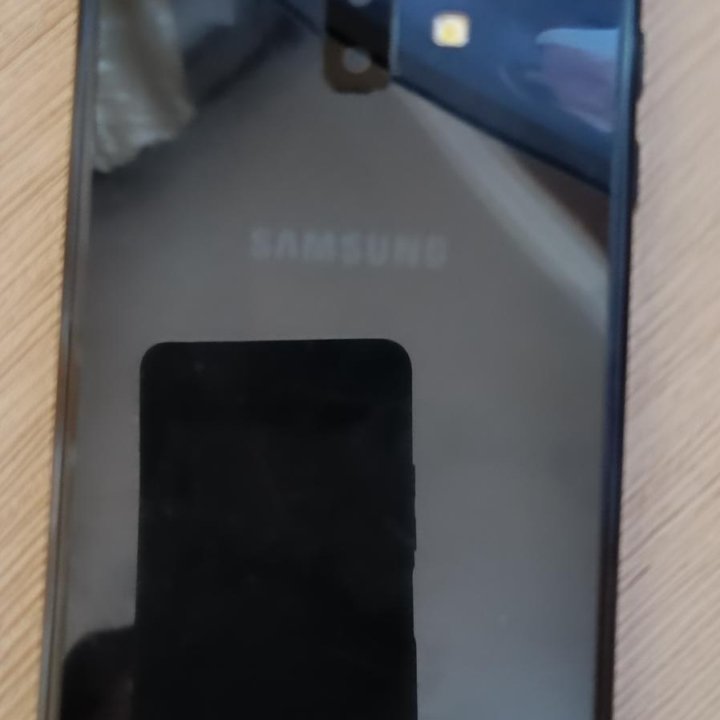 Samsung J6