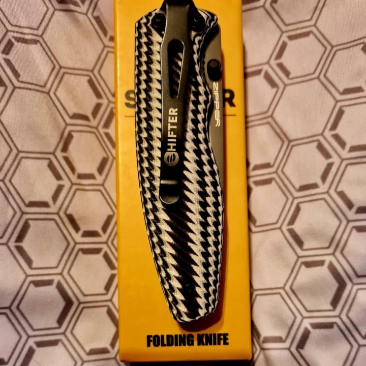 Нож Zipper Mr.Blade Shifter Colored G10