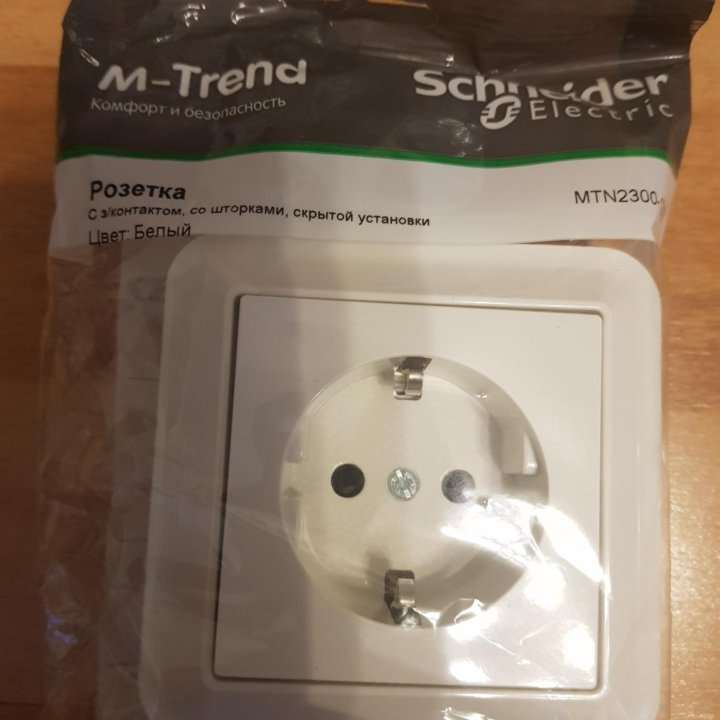 Розетка M-Trend Schneider Electric MTN2300-1219