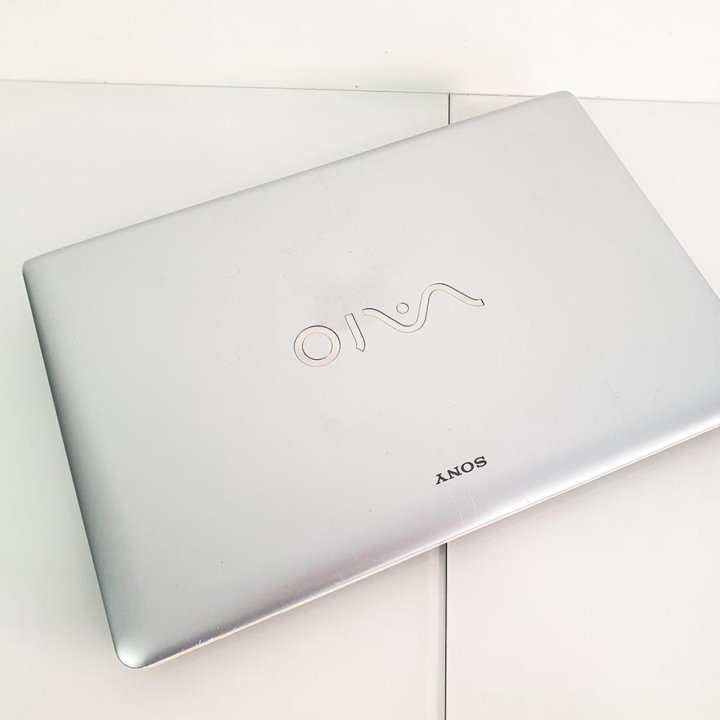 Стильный ноутбук SONY VAIO (AMD P340 2x2.2GH)