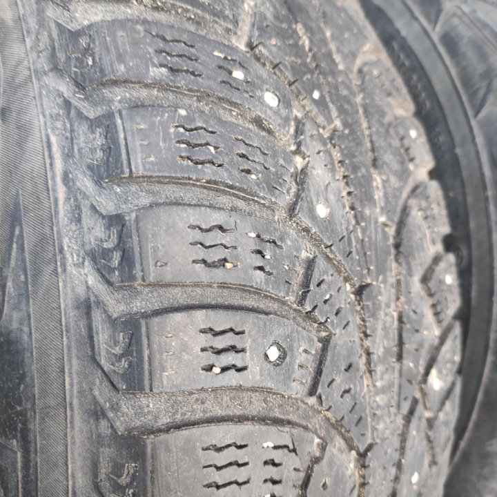 Шины Nokian 205/65R15