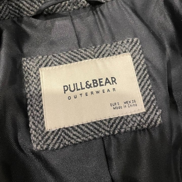 Пальто Pull & Bear