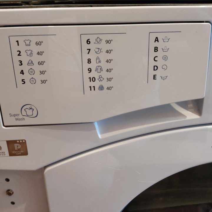 Встраиваемая Hotpoint Ariston 7 кг 1000 об