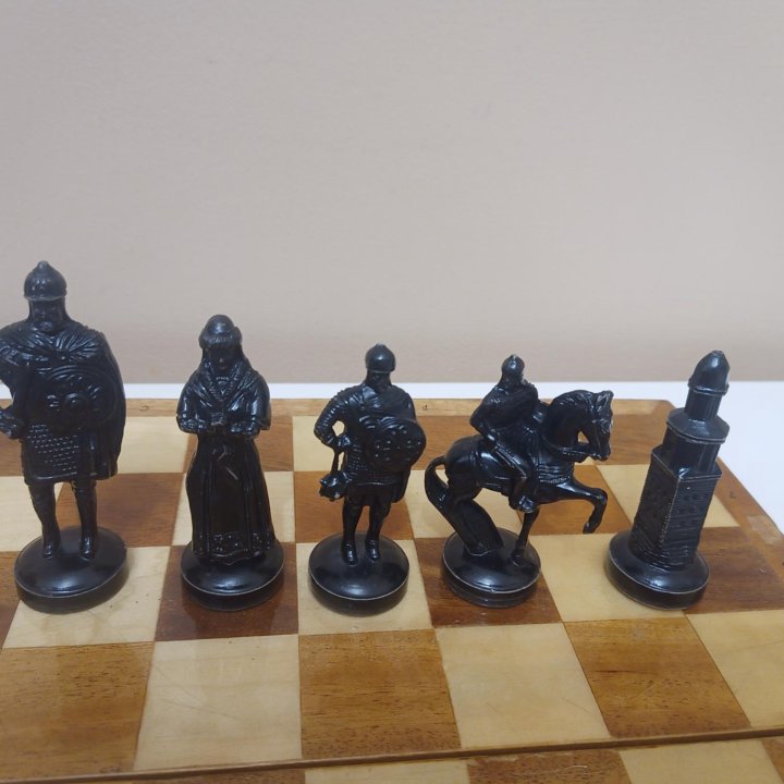 Шахматы СССР подарочные Витязи
