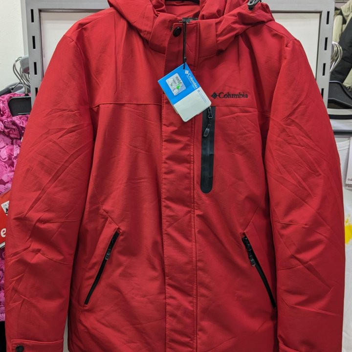 Красная куртка columbia