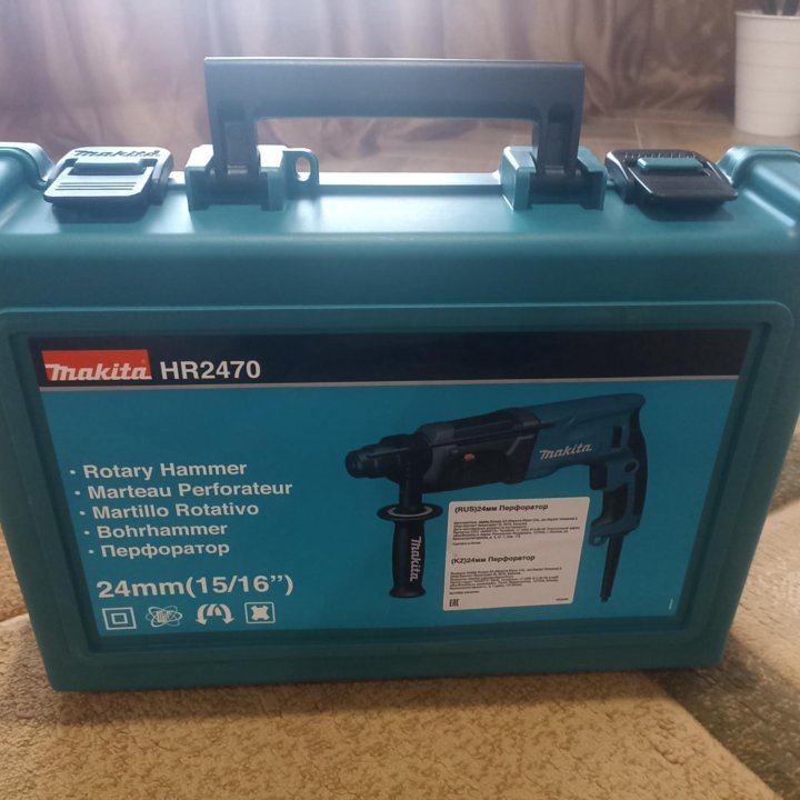 Перфоратор MAKITA HR 2470. Оригинал.