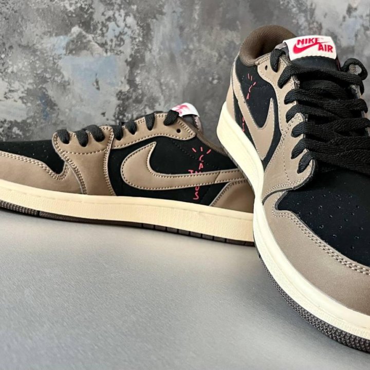 Кроссовки Travis Scott x Nike Air Jordan 1 (45)