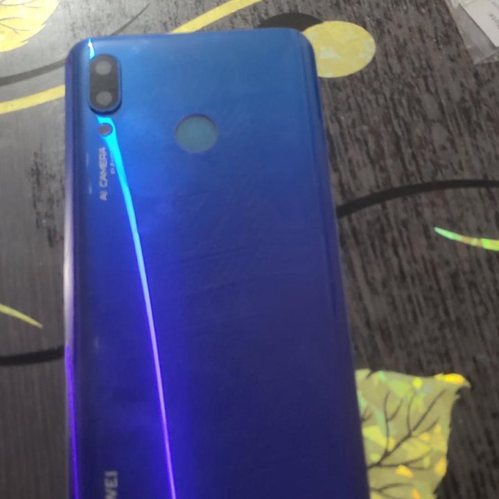 Задняя крышка на телефон HUAWEI nova 3