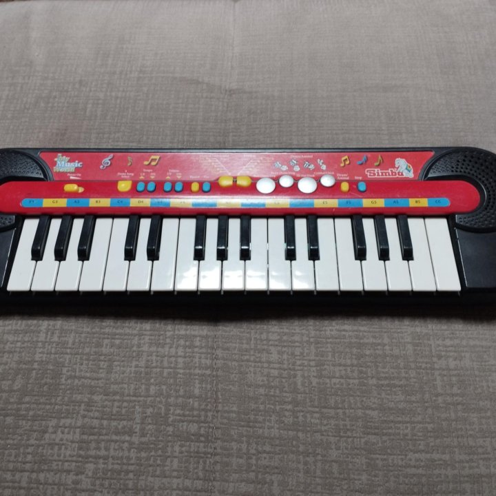 Синтезатор игрушка