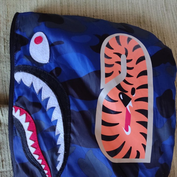 Пуховик Bape Shark