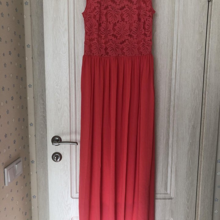 Платье женское 44 размер праздничное