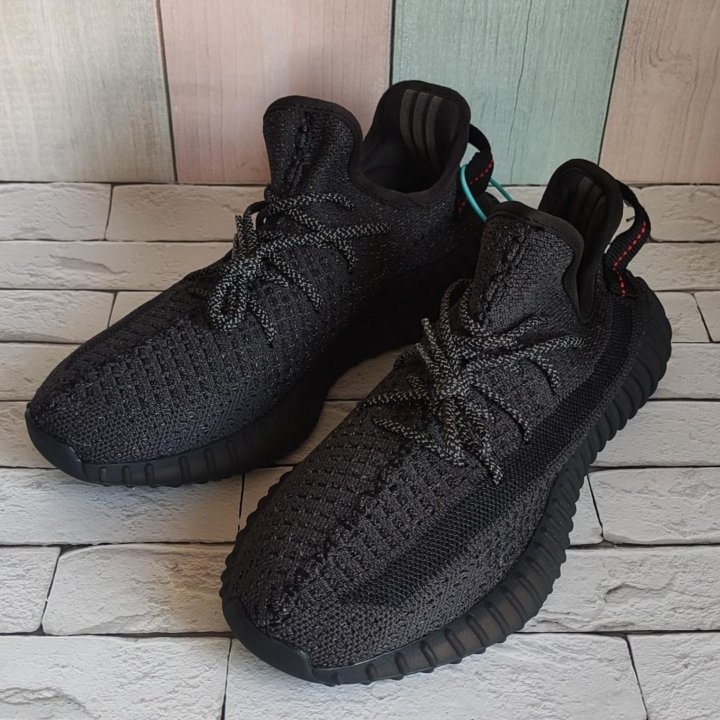 КРОССОВКИ МУЖСКИЕ РЕФЛЕКТИВНЫЕ YEEZY BOOST V2 350