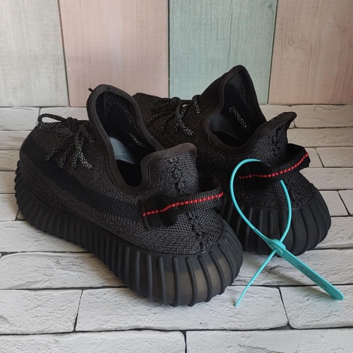 КРОССОВКИ МУЖСКИЕ РЕФЛЕКТИВНЫЕ YEEZY BOOST V2 350