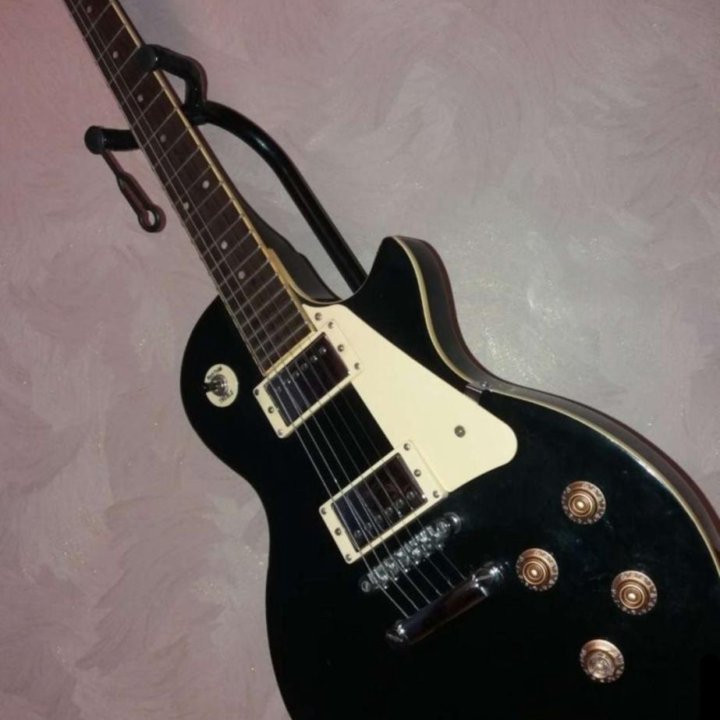 Adams в корпусе Les Paul