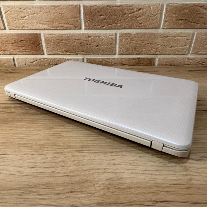 TOSHIBA SATELLITE C850(CORE I3+RADEON 1GB+SSD 512)