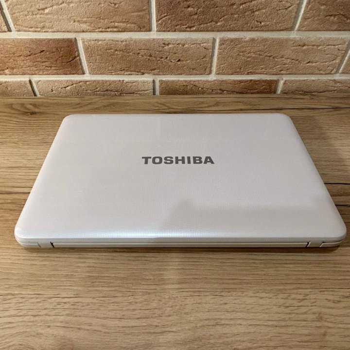 TOSHIBA SATELLITE C850(CORE I3+RADEON 1GB+SSD 512)