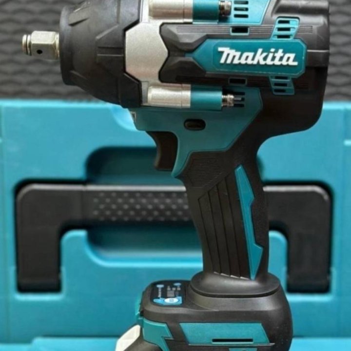 Гайковерт аккумуляторный Makita 800N.M