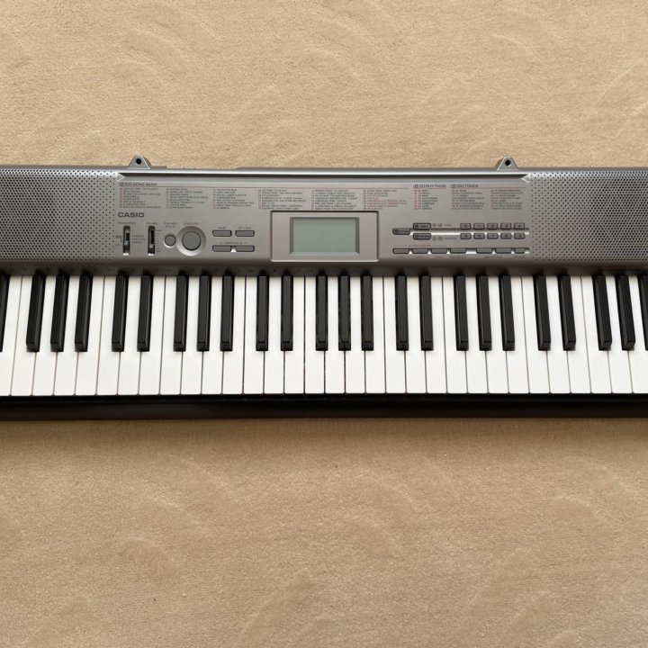 Синтезатор Casio LK-120