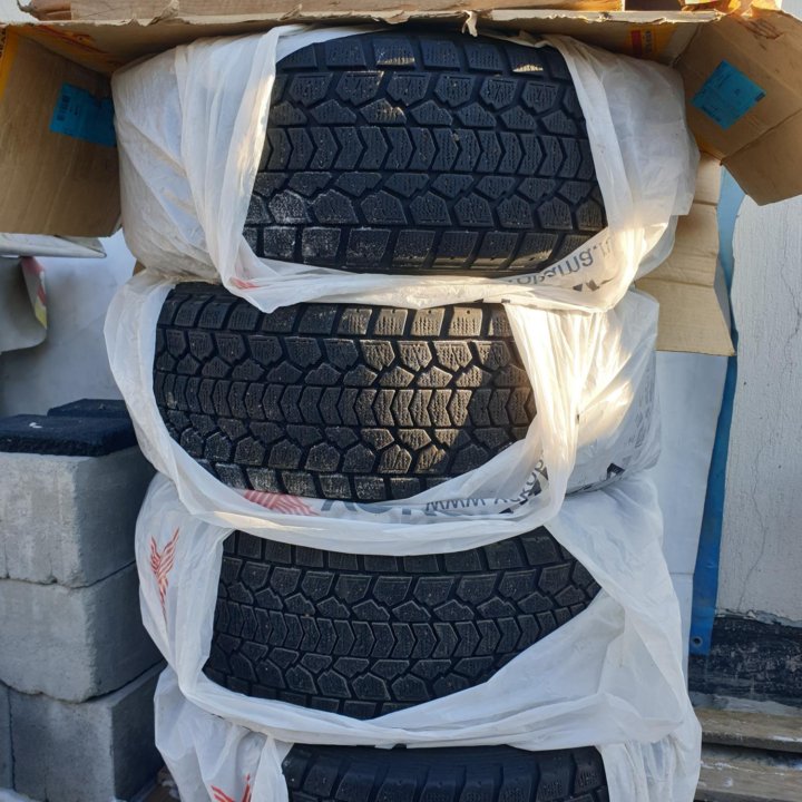 диски+шины (Япония) Dunlop 265/65/17 2009г