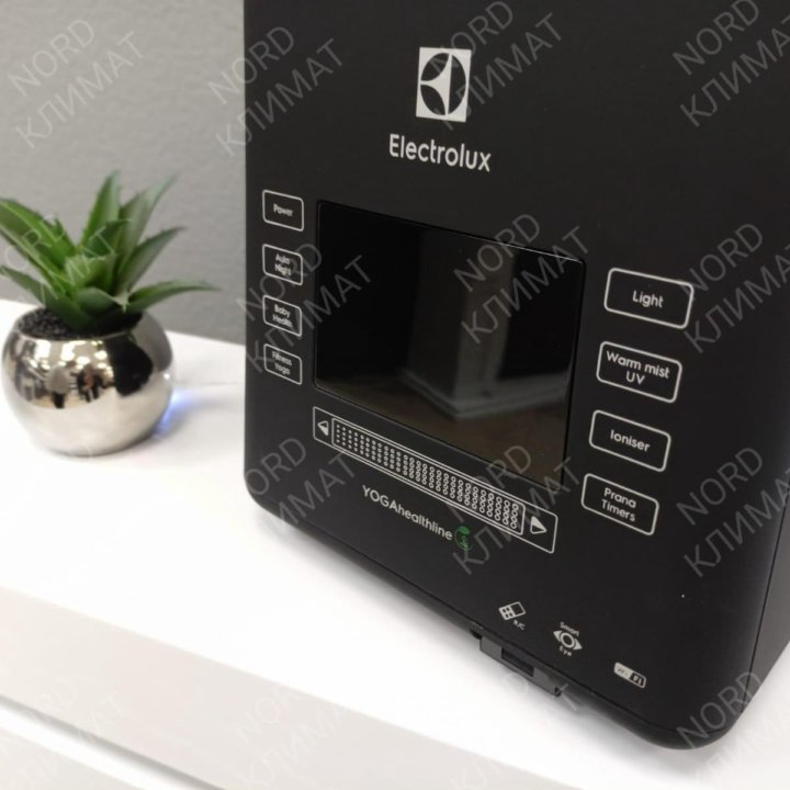 Увлажнитель воздуха Electrolux EHU-3810D YOGA