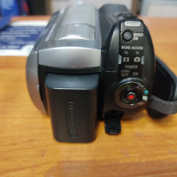 Видеокамера sony handycam