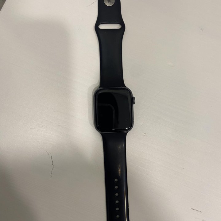 Часы Apple Watch 4 44mm