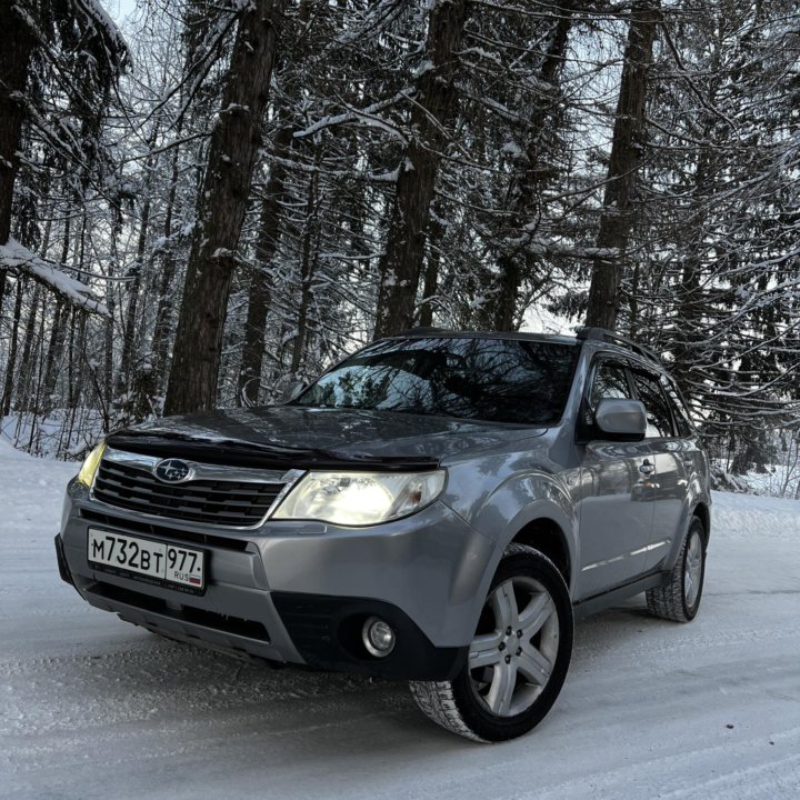 Subaru Forester, 2010