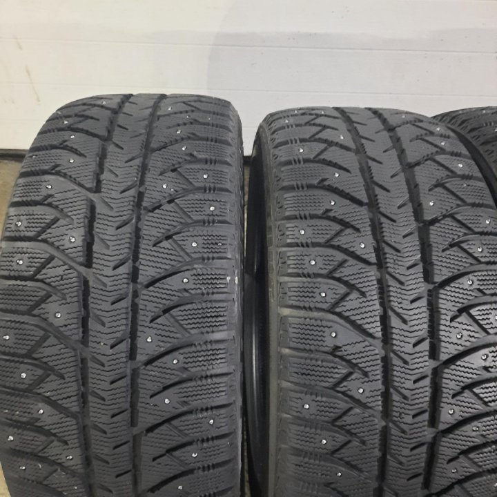 275/40R20 Bridgestone Ice Cruiser 7000 (Лот №7272)