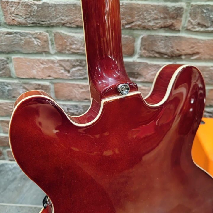 Электрогитара Archtop + Комбик 30 ват + Чехол