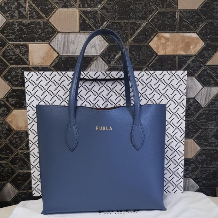 СУМКА FURLA ERA В НОВОМ СОСТОЯНИИ