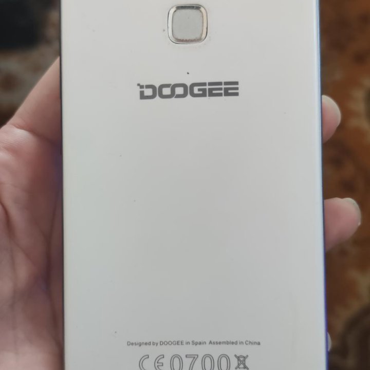 Телефон DOOGEE X5MAX