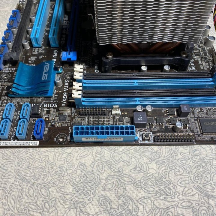 Intel Core i7-3770K, ASUS P8Z68-M PRO