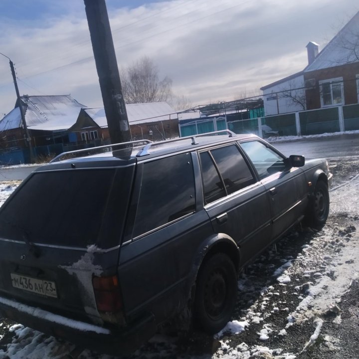 Nissan Bluebird, 1986