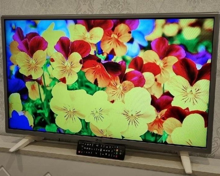 LG,,Full HD,,ьелевизор ,32