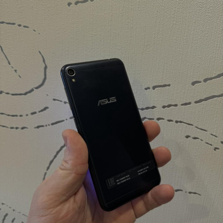 Продам Asus ZenFone 2/32Gb