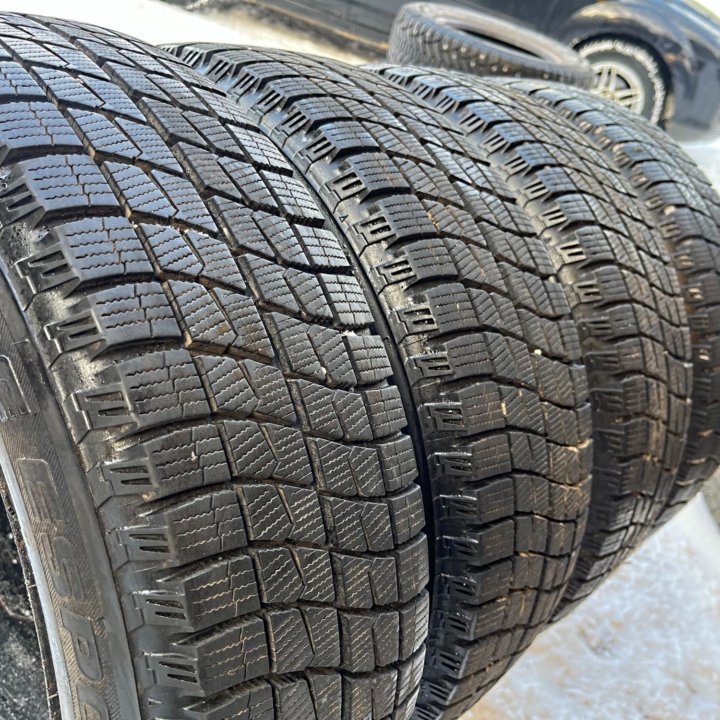 Зима Вridgеstone Iсe Espоrtе 185/65 R15 88Q