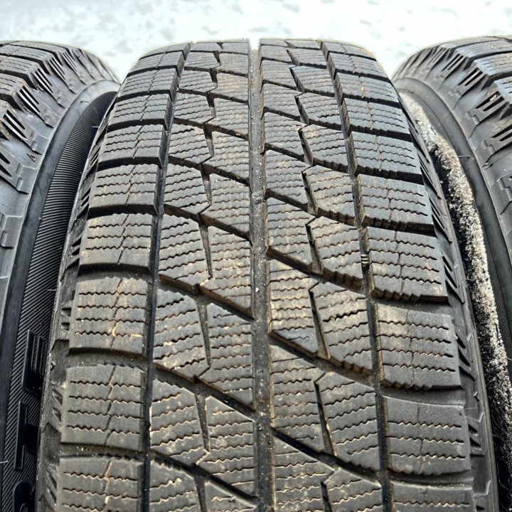 Зима Вridgеstone Iсe Espоrtе 185/65 R15 88Q