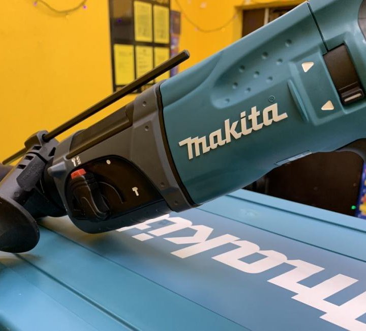 Перфоратор Makita HR2470, 2.4 Дж, 780 Вт, 4500 уд/мин, в кейсе