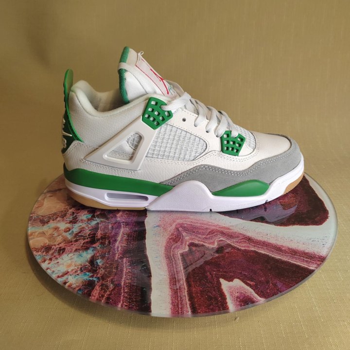 Кроссовки Jordan 4