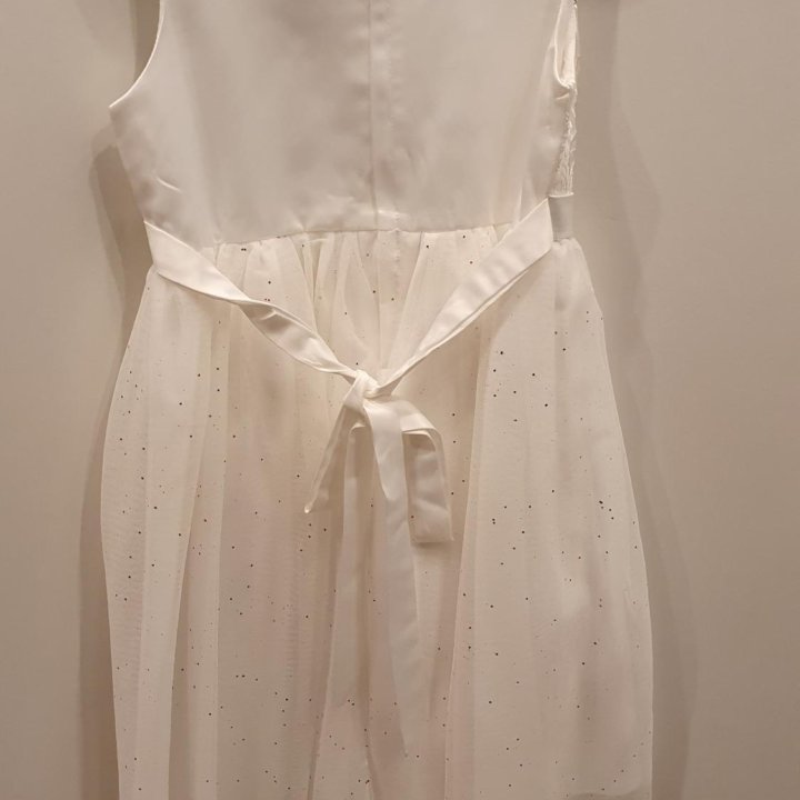 Нарядное платье для девочки