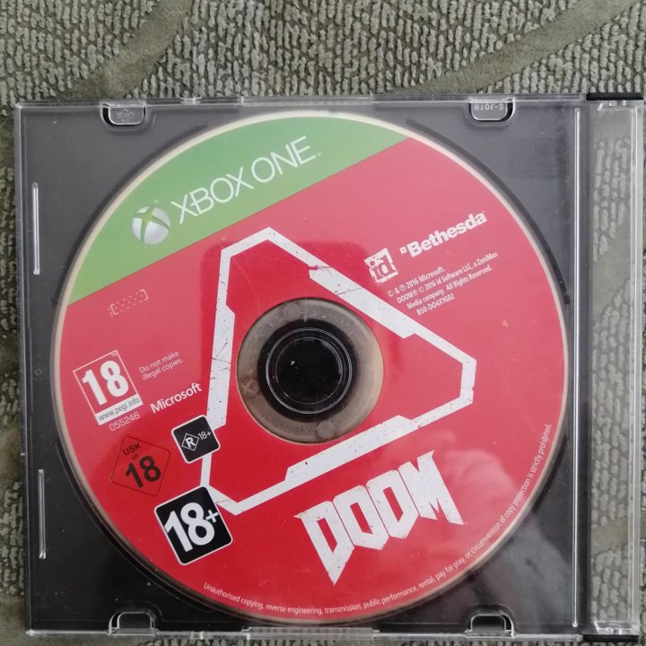 Игра DOOM Xbox ONE