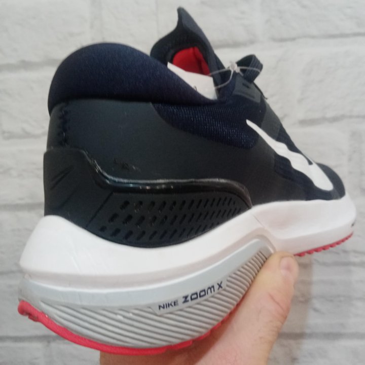 Кроссовки Nike Zoom Structure 7x