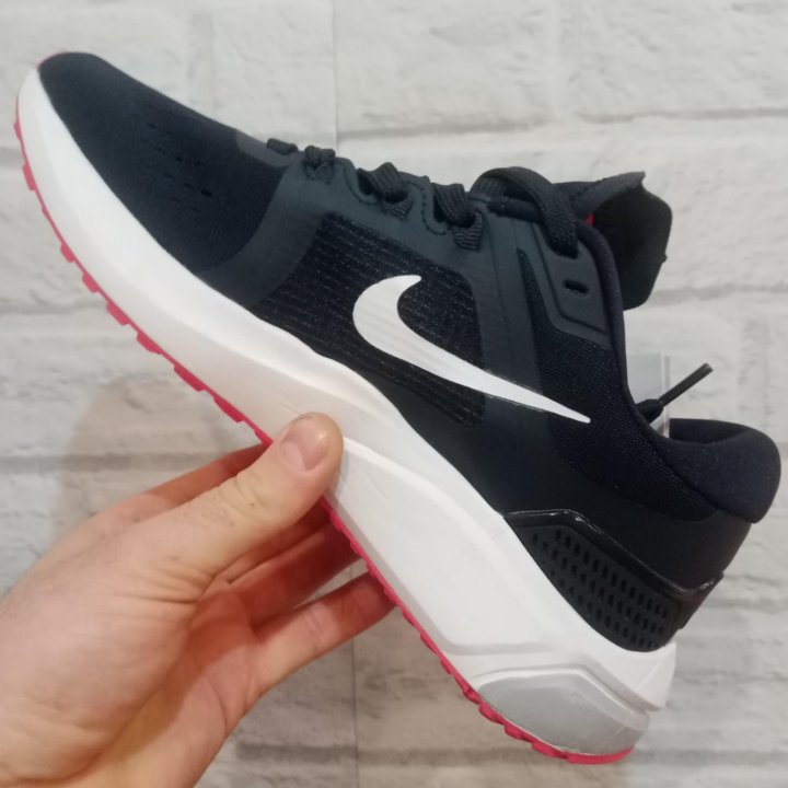 Кроссовки Nike Zoom Structure 7x