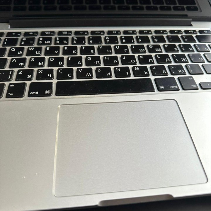 MacBook Pro 13 2015 a1502 CORE I5 2700mhz /8/256gb