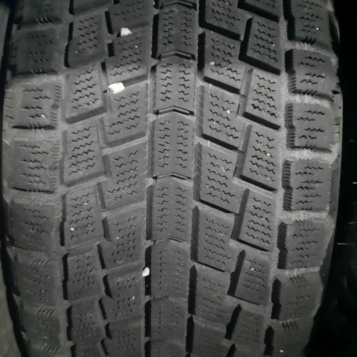 Hankook 235/55/17, 4шт