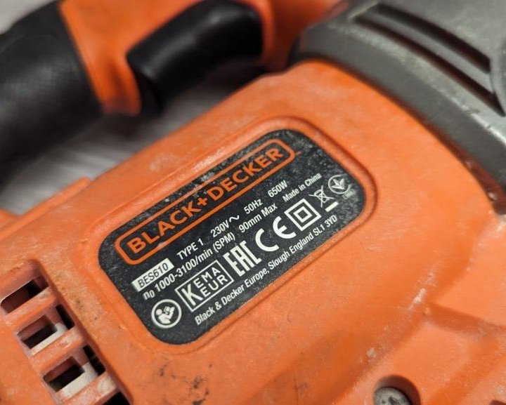 Электролобзик BLACK+DECKER BES610, оранжевый 650 Вт