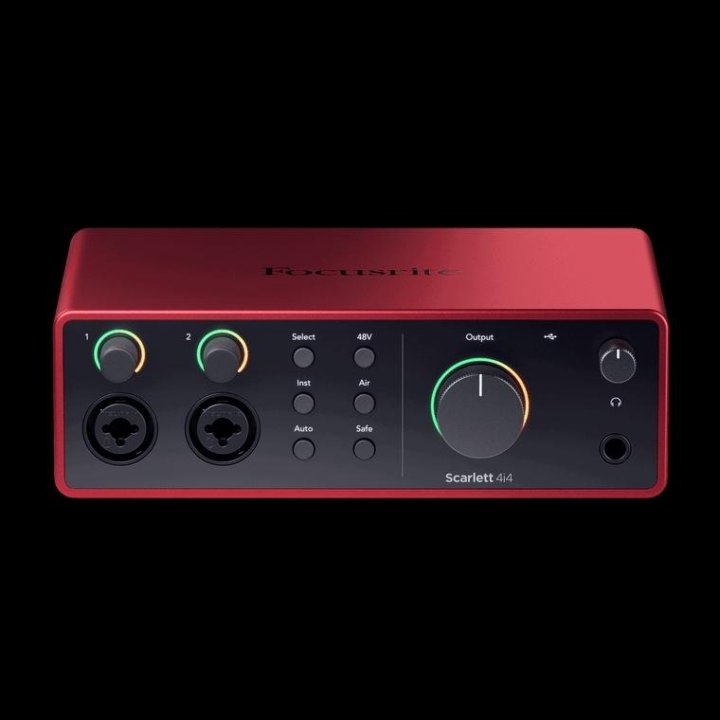 Звуковая карта Focusrite Scarlett 4i4 4rd gen