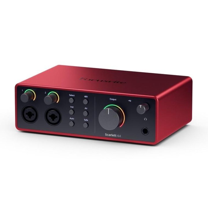 Звуковая карта Focusrite Scarlett 4i4 4rd gen